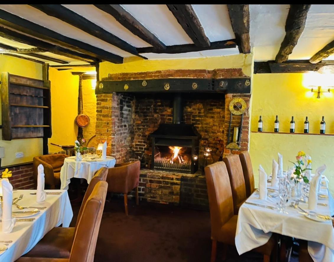 The Star And Eagle Hotel Goudhurst Kültér fotó