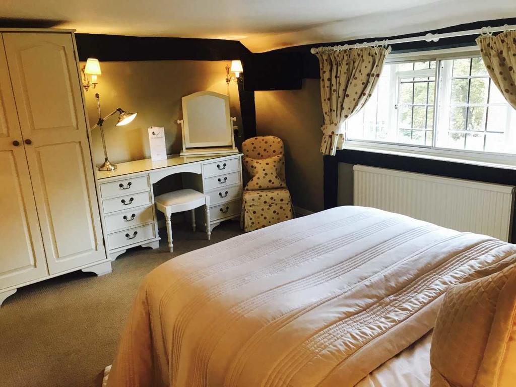 The Star And Eagle Hotel Goudhurst Kültér fotó