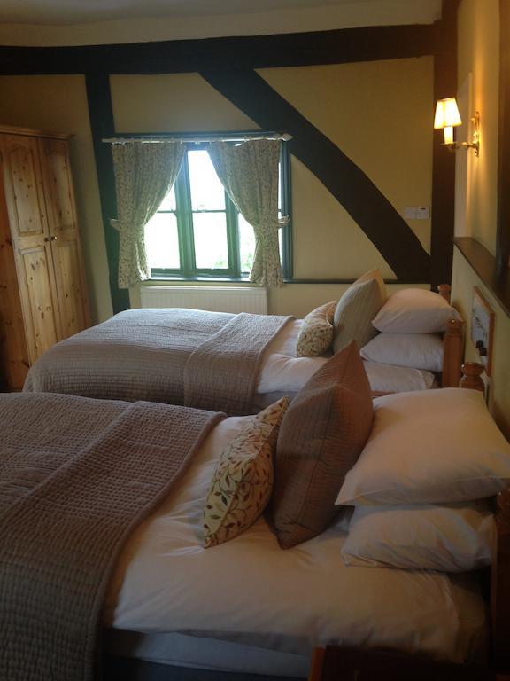 The Star And Eagle Hotel Goudhurst Szoba fotó